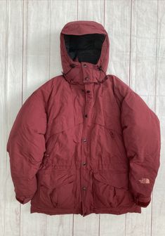 Vintage 90s The North Face Goose Down Jacket Bomber Hood Puffer Tagged Large. Condition is “Pre-owned” Shipped with USPS Priority Mail. ALL ITEMS ARE USED, UNLESS STATED OTHERWISE. SEE PHOTOS FOR CONDITION AND MEASUREMENTS PLEASE ASK ALL QUESTIONS FIRST! *Please advise: pictures are taken outdoors, natural light can sometimes change the balance. But I am taking photos as close to actual as possible!* PLEASE MESSAGE FOR INTERNATIONAL PRICING. Check out all my other auctions ALL SALES FINAL! Taking Photos, The Balance, Down Jacket, Natural Light, North Face, Vintage 90s, The North Face, Puffer, Bomber Jacket