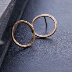 Modern solid 14K gold earrings handmade in a by bluehourdesigns, $120.00 Modern Classic Style, Solid Gold Earrings, Earrings Photo, Circle Earrings, Recycled Sterling Silver, Modern Classic, Earrings Handmade, Solid Gold, Gold Earrings