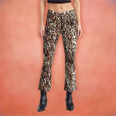 Brand New With Tags Brown Leopard Print Size 24 Brand New Still In All Original Packaging With Tags Attached Size Info If Between Sizes; Order One Size Up. 23=000, 24=00, 25=0, 26=2, 27=4, 28=6, 29=8, 30=10, 31=10-12, 32=12-14. Details & Care A Pretty Print Enriches High-Waisted Cropped Pants Cut In A Kicky Flare-Leg Silhouette. Zip Fly With Button Closure Five-Pocket Style 54% Cotton, 35% Modal, 8% Elastomultiester, 3% Polyurethane Machine Wash, Tumble Dry Imported Model Stats: 5'10" Height, 32 Trendy Mid-rise Leopard Print Bottoms, Leopard Print Wide Leg Pants, Fitted Leopard Print Pants For Fall, Wide Leg Leopard Print Pants, Leopard Print Trousers For Fall, Fall Leopard Print Trousers, Fitted Leopard Print Trousers, Fitted High Waist Leopard Print Bottoms, Fitted High-waist Leopard Print Bottoms