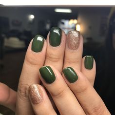 Fall Green Dip Nails, Fall Nails Green And Gold, Fall Green Dip Powder Nails, Army Green Nails With Gold Flakes, Sage Green And Pink Nails, Green Fall Nail Designs, Green Autumn Nails, Forest Green Nail Designs, Fall Nails 2022 Green And Gold