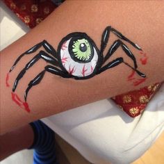 Halloween Face Painting Ideas For Kids, Halloween Facepainting Simple, Spooky Face Paint, Pintura Facial Halloween, Halloween Face Paint For Kids, Face Painting Halloween Kids, Halloween Face Paint Designs, Dinosaur Face Painting, Easy Halloween Face Painting