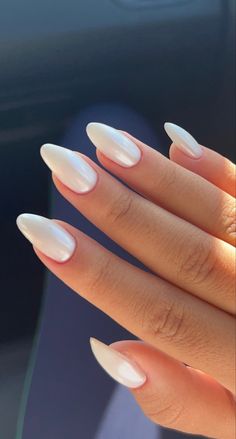 Simple Almond Nail Ideas, Basic Color Nails, Hailey Bieber Nails, Bieber Nails, Country Nails, Summery Nails, Basic Nails, Almond Acrylic Nails