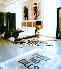 Nyc Bedroom Ideas, Sleek Bedroom, Chad Muska, Street Bedroom, Nyc Bedroom, Vogue Home, Luxury Bedroom Interior, Rockstar Chic, Uni Room