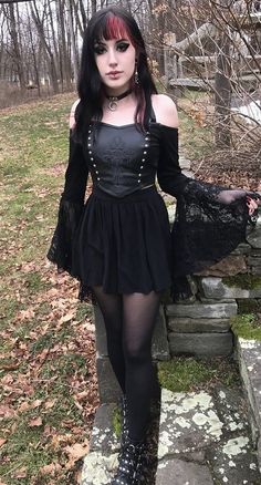 Elissabat Outfit, Goth Gifts, How To Impress, Goth Look, Sugar Thrillz, Goth Girl, Too Cold, Gothic Outfits