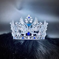 Queens Crown, Queen Crown, Alphabet Design, The Boy, Alphabet, Universe