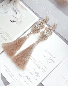 Boho Rose Gold Beach Tassel Wedding Earrings for Bride Long - Etsy Poland Boho Bridal Jewelry Rose Gold, Boho Bride Jewelry, Earrings For Bride, Boho Bridal Jewelry, Boho Wedding Earrings, Wedding Earrings Chandelier, Long Bridal Earrings, Blush Earrings, Pearl Bride