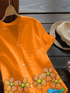 Orange Short Sleeve Shirt For Spring, Casual Orange Spring Shirt, Casual Orange Shirt For Spring, Floral Shirts, Yellow Short, Holiday Tops, Vintage Short, Tops Casual, Yellow Shorts