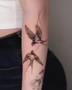 Shallow Bird Tattoo Design, Bird In Flowers Tattoo, Swallows Chest Tattoo, Christian Geometric Tattoo, Bird Tattoo Arm Women, Birds Tattoo Sleeve, Swallow And Flower Tattoo, Swallow Tattoo Arm, Two Bird Tattoo