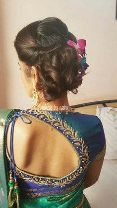 Back Neck Blouse Designs, ब्लाउज बैक नेक डिजाइन, Blouse Designs For Back, Back Neck Blouse, Neck Blouse Designs, Lehenga Blouse Designs, Blouse Back Neck Designs, New Blouse Designs, Indian Saree Blouses Designs