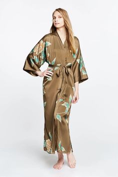 KIM + ONO Aimi Long Kimono Robe Athleisure Outfits Summer, Robes For Women, Beautiful Kimono, Plus Size Kimono, Kimono Robes, Silk Kimono Robe, Kimono Duster, Kimono Wrap, Beautiful Kimonos