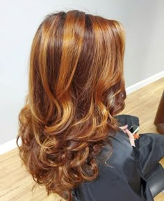 Hair Streaks, Hair Dye Ideas, Honey Blonde Hair