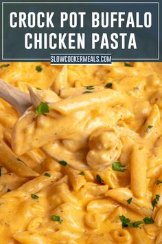 Crock pot buffalo chicken pasta on a wooden spoon. Crock Pot Buffalo Chicken, Crockpot Pasta Recipes, Crockpot Pasta, Buffalo Chicken Pasta, Slow Cooker Pasta, Pasta Dinner Recipes