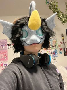 Mask Ideas Therian, Felt Animal Masks Diy, Mask Making Ideas, Animal Masks Diy, Roblox Cosplay, Therian Quadrobics, Therian Gear