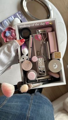 Olivia Yang, Insta Story Inspo, Color Vibe, Fancy Makeup, Instagram Makeup, Pink Girly Things, Makeup Pictures, Makeup Goals, Makeup Essentials