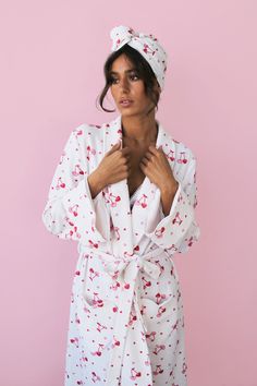 White/Cherry- Cherry Robe - Evewear Heart Pajamas Coquette, Womens Gowns Pajamas, Robe And Flowers, Robe For Pajama, Robe For Her, Xmas Robe, Retro Cottagecore, Terry Robe, Lounge Robes