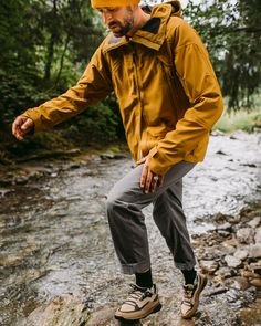 Did the hike even happen if there’s no photo to prove it? Whilst being super practical, the ECCO ULT-TRN looks stunning from every angle too. So strike a pose as you hit the trail and show off what you’ve achieved. Street Beat, New Challenge, Mens Casual Dress