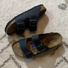 No Box Size: 37 Narrow Color: Black No Tag Birkenstock Aesthetic, Birckenstock Sandals, Black Berkinstocks, Black Birkenstocks, Mens Black Birkenstocks, Birkenstock Arizona Black, Birkenstock Black, Birkenstock Sandals Arizona, Pretty Sneakers