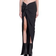 Size 40 It - Long Skirt Draped Design Zip Fastening Split At The Front Silver-Colored Metalware Tonal Stitching Black Silk Blend Regular Fit Composition: 100% Silk Details: Satin, No Appliqus, Solid Color, Unlined, Zipper Fastening, Multipockets, Asymmetric Skirt Skirt Length: 52.65 Inches Elegant Black Draped Bottoms, Black Draped Bottoms For Evening, Black Draped Bottoms For Night Out, Fitted Draped Bottoms For Formal Occasions, Fitted Draped Bottoms For Evening, Formal Black Fitted Draped Skirt, Black Fitted Draped Skirt For Formal Occasions, Fitted Pre-draped Bottoms For Party, Long Drapes