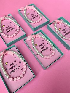 Affirmation bracelet with gift box  Details 18cm Bracelet Pink Letter Bead Imitation Pearl Beads Stringed onto clear stretchy tread to easily side on and off the hand Choose from a range of different affirmations.  Supplied in a Turquoise gift box Affirmation Bracelets, Motivational Cards, Pink Letter, Positive Quote, Letter Beads, Pink Bracelet, Shop Logo, Bead Bracelet, Pearl Beads