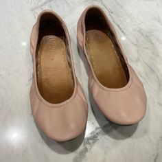 Good Condition Size 9 Tieks Shoes, Pink Ballerina, Leather Flats, Pink Leather, Loafer Flats, Flat Shoes Women, Loafers, Women Shoes, Pink