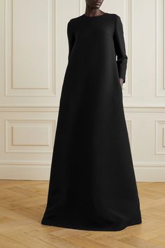 The Row focuses on elegant, understated silhouettes that allow the level of craftsmanship to really shine through. This 'Stefos' gown is made from wool and silk-blend crepe that gently flares out towards the floor-grazing hem and lined in smooth satin. Channel the brand's minimalist spirit with simple accessories. Crepe Gown, Dinner Dress, Dress Sewing, Black Maxi Dress, Sewing Ideas, Kimonos, Net A Porter, Modest Fashion, Style Guides