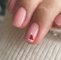 Minimalist Christmas Nail Art, Christmas Nail Art Ideas 2024, Christmas Dot Nails, Punk Christmas Nails, Nude Christmas Nails Short, Christmas Nail Designs Short Nails, Easy Short Christmas Nails, Christmas Nails Minimal, Subtle Christmas Nails Simple