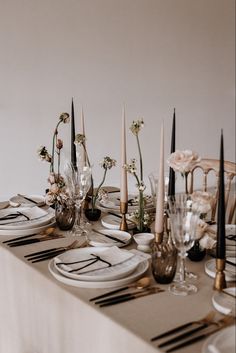 Inspiration for a stylish wedding at Froyle Park Country Estate, Hampshire with luxury cake, blush florals and stunning tablescape | Image features stylish tablescape in blush and nude tones with hints of black Black Themed Birthday, Black Themed Birthday Party, Nude Wedding, Unique Floral Arrangements, Cowboy Wedding, Pre Wedding Party, Winter Wedding Decorations