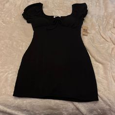 Black Madden Nyc Dress New With Tags Sz M Little Black Dress Bodycon, Casual Solid Color Dresses For Night Out, Casual Dresses For A Night Out, Black Casual Mini Dress For Night Out, Black Short Sleeve Dress For Going Out, Casual Black Dress For Night Out, Casual Black Dress For Going Out, Black Mini Dress With Short Sleeves For Going Out, Casual Black Mini Dress For Date Night