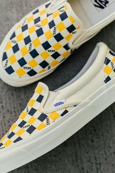 Waraich Kickers Outfit, Sperry Shoes For Women, Skateboard Style, Recycled Shoes, Vans Custom, Baskets Converse, Tenis Vans, Checkered Vans, Nike Shoes Girls