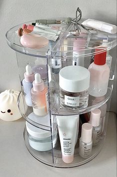 Aesthetic Bathroom Accessories, Skincare Orginazer, Makeup Organization On Desk, Skincare Vanity Aesthetic, Aesthetic Makeup Organization, Skin Care Desk, Aesthetic Makeup Desk, Skin Care Drawer, Bathroom Makeup Organization Countertop