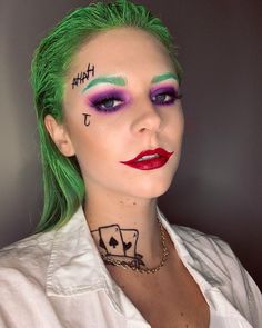 Joker Make Up Female Easy, Girl Joker Makeup, Glam Joker Makeup, Classic Joker Makeup, Edm Makeup, Joker Women’s Makeup, Girl Joker Makeup Halloween, How To Do Joker Makeup Tutorials, The Joker Women’s Halloween Costume