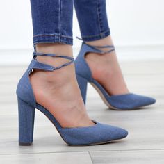 -Fit: True To Size -Width : Us Medium -Material: Denim -Heel : 4.5" -Fastening: Lace Condition: New With Tags Ships Out Next Business Day After Purchase Comfortable High Heels, Denim Heels, Lace Up High Heels, Christian Louboutin So Kate, Chunky Heel Pumps, Green Heels, Rhinestone Heels, Bow Heels, Buckled Heels