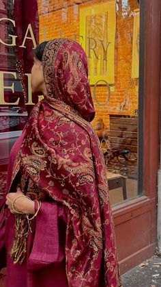 Off Shoulder Aesthetic, Turk Fashion, Red Hijab, Pashmina Hijab, Hijab Inspiration, Hijab Styles, Women Scarf, Modesty Fashion, Hijabi Outfits Casual