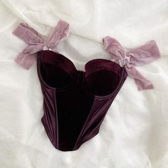 Fashion Design Inspiration, Lingerie Design, Party Crop Tops, Velvet Corset, Corset Fashion, Backless Crop Top, Velvet Shorts, Party Tops, Top Women