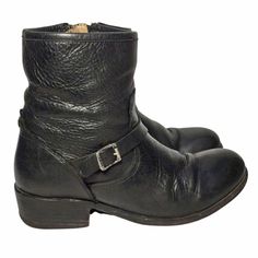 "FRYE 76104 LYNN STRAP Short Black Leather Motorcycle Boots Women's Size 7 RETAIL PRICE: 230 STYLE No: 76104 ITEM DESCRIPTION: Searching for a quality leather boot to complement your relaxed style? Frye has you covered with the Lynn Strap Short western boots! With a simple buckle strap accent and a trendy block heel, this rugged bootie will become your go-to ankle boot to complete your casual attire! SIZE AND FIT: 100% Leather Importado Leather and Rubber sole Shaft measures approximately 7\" fr Biker Boots With Round Toe For Riding, Biker Style Riding Boots With Round Toe, Biker Riding Boots With Round Toe, Biker Style Moto Boots With Round Toe For Riding, Moto Boots With Round Toe For Riding, Classic Round Toe Motorcycle Boots, Classic Motorcycle Boots With Round Toe, Classic Motorcycling Boots With Round Toe, Short Western Boots