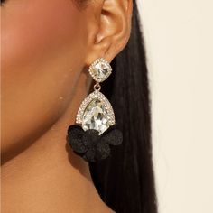 Teardrop Rhinestone/Black Floral Detail Earrings. New Drop Earrings Tear Drop Shape Rhinestone Detail Post Back Closure Black Jeweled Earrings For Party, Black Jeweled Party Earrings, Bold Jewelry, Jewelry Luxury, Tear Drop, Luxury Jewelry, Black Floral, Of My Life, New Color