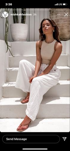 Boxy Crop Top, Online Fashion Boutique, Corfu, Come And Go, Linen Clothes, Spring Collection, Spring Summer Fashion, Fashion Boutique, Square Neck