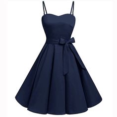 Housewife Dress, Cute Prom Dresses, Pretty Prom Dresses, Fashion Lady, Teen Fashion Outfits, Retro Dress, Simple Dresses, Lany