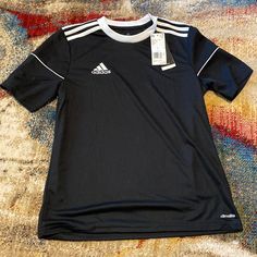 New Adidas Shirt Knight Clothes, Adidas Clothing, Adidas Camo, Volleyball Pictures, Adidas Girl, Adidas Outfit, Adidas Shirt, Soccer Shirts, Red Adidas