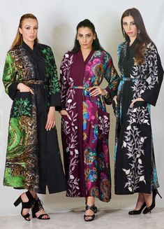 personalised kimono Silk Bridesmaid Robes, Bridesmaid Robe Personalized, Copper Dress, Green Kimono, Luxury Robes, Traditional Japanese Kimono, Vintage Boho Dress, Cotton Lingerie, Embroidered Kimono