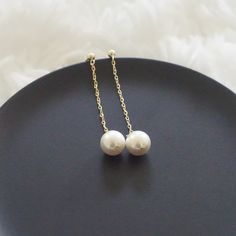 Sterling Silver Stud With Gold Color Chain With Pearl Drop. 4.9 Cm Total Length. Pearl Is 0.8 Cm Diameter. Gold Chain Jewelry, Boutique Jewelry, Sterling Silver Studs, Pearl Drop Earrings, Pearl Drop, Silver Studs, Gold Chains, Gold Color, Gold Jewelry