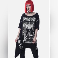 Brand New With Tags Hanky Panky Shift Sleeve From Killstar. White Gothic Top For Summer, Emo Style Tops For Summer Nights, White Tops For Alternative Fashion, Black Scene, Hot Clothes, Pizza Shirt, Velvet T Shirt, Bell Sleeve Crop Top, Mock Neck Crop Top