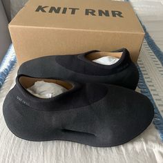 Yeezy Knit Rnr. Size 10. Fade Onyx. Bought Off Of Release On Confirmed. Dead Stock. Crocs Men, Mens Yeezy, Drippy Outfit, Hype Clothing, Swag Men, Yeezy Shoes, Black Men Street Fashion, Fresh Shoes, Street Fashion Men Streetwear