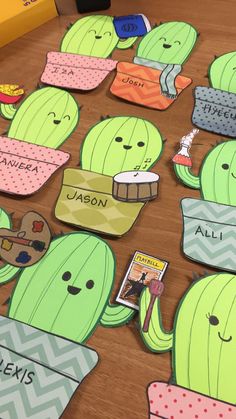 cactus themed place mats with names and pictures on them for children's classroom use