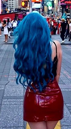 Aesthetic People, Cool Hair Color, Hair Journey, Hairstyles Haircuts, Pretty Hairstyles, Blue Hair