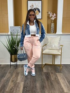 Tilly Oversized Fleece Cargo Joggers (Pink) Metallic Jeans, Diva Boutique, Sweater Jumpsuit, Curvy Jeans, Cargo Joggers, Cardigan Vest, Fleece Joggers, Jogger Set, Romper Dress