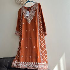 This Pakistani Suit Is From Agha Noor Wedding Collection 2021. It’s A 2 Pieces, Duppatta And Dress In A Mustard Color. Condition Is Brand New And Never Worn. Still With The Tag. Orange Traditional Wear With Dabka Work, Elegant Orange Kurta For Diwali, Elegant Orange Kurta For Festive Occasions, Elegant Orange Traditional Wear With Dabka Work, Elegant Orange Festive Kurta, Festive Orange Elegant Kurta, Elegant Unstitched Orange Kurta, Brown Resham Embroidered Dress For Wedding, Brown Resham Embroidery Dress For Wedding