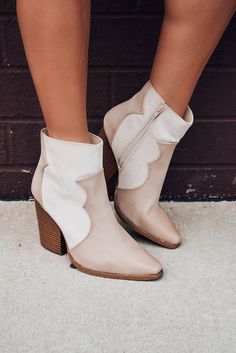 COLOR COMBINATION WESTERN BOOTIE FAUX BURNISH VEGAN LEATHER HEEL HEIGHT: 3.5" SHAFT HEIGHT: 4"Fits true to size. 2022 Winter Shoes, White Bootie Outfits, Shoes 2022 Winter, 2022 Outfits, Shoes 2022, Pointed Boots, Shoes Fall, Booties Outfit, Buckle Booties