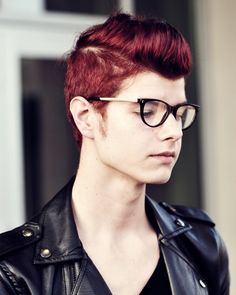 Dark Red Hair Dye, Dark Red Hair Color, Red Hair Men, Best Hair Dye, Dyed Red Hair, Dark Red Hair