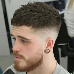 Caesar Haircut, Low Fade Haircut, Crop Haircut, Cool Mens Haircuts, Men Haircut Styles, Cool Hairstyles For Men, Mens Haircuts Fade, Corte De Cabelo Masculino, Mens Haircuts Short